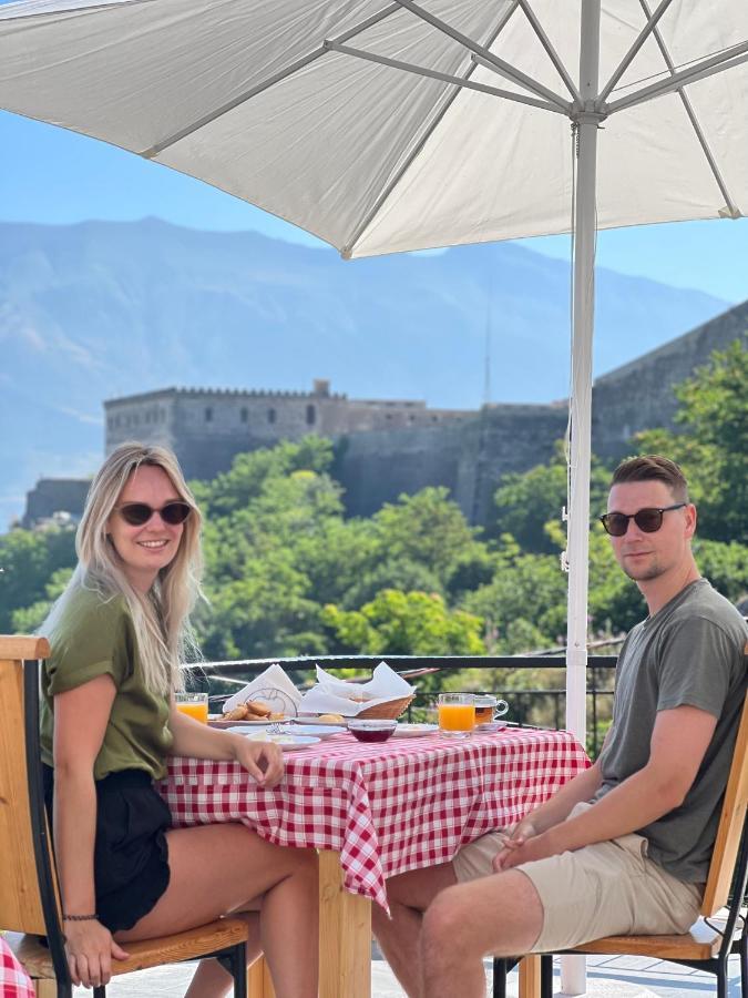 Hotel With Castle View Gjirokastër Exterior foto